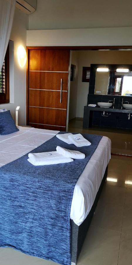 Great View Galant Curacao Villa *