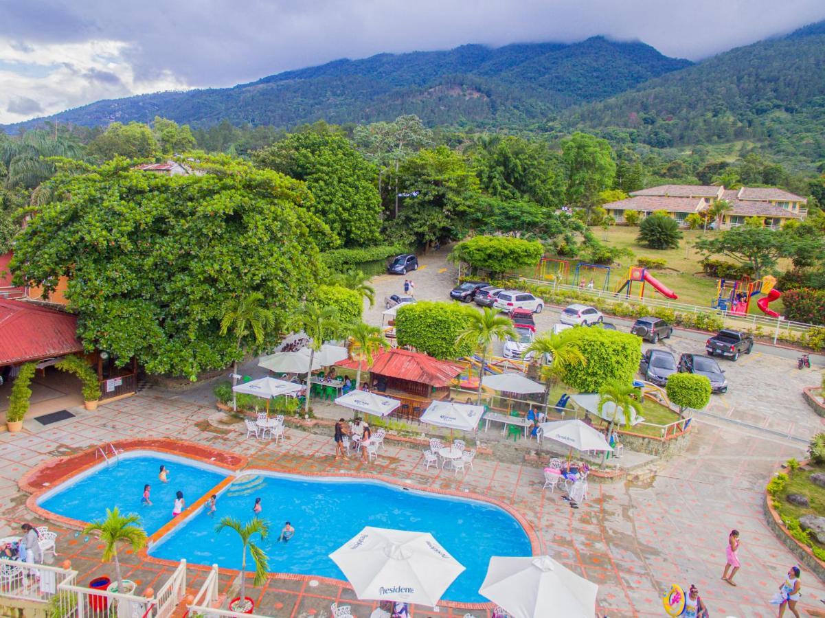 Hotel River Club & Jarabacoa