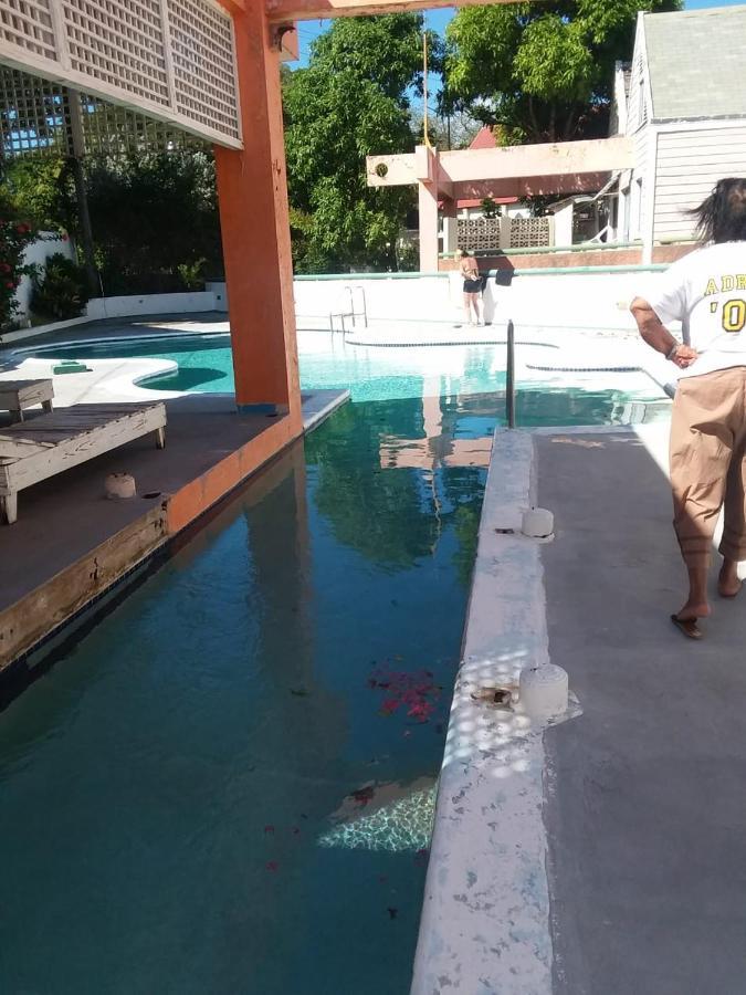 Sunshine Village Apartment Negril