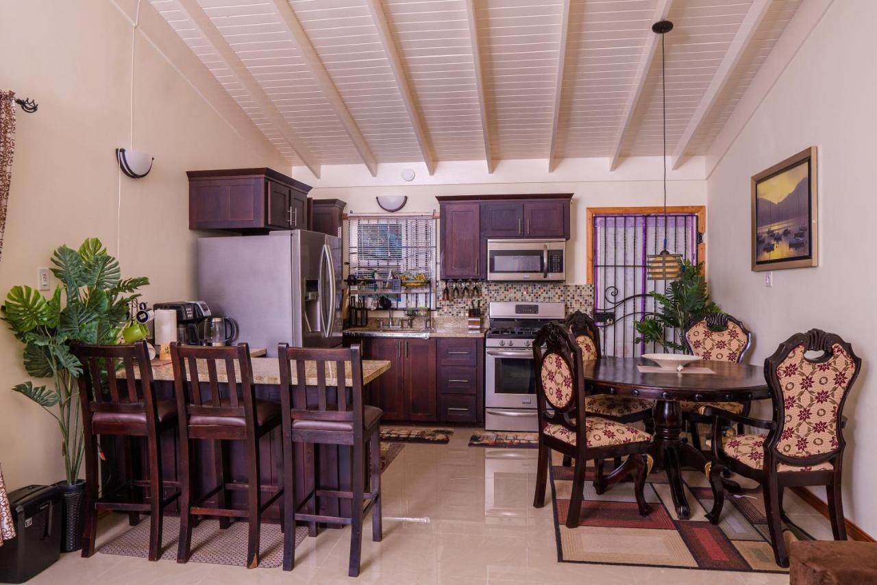 Sweet Haven Holiday home Ocho Rios