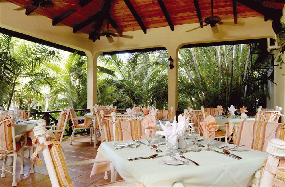 Paradise Cove 3*