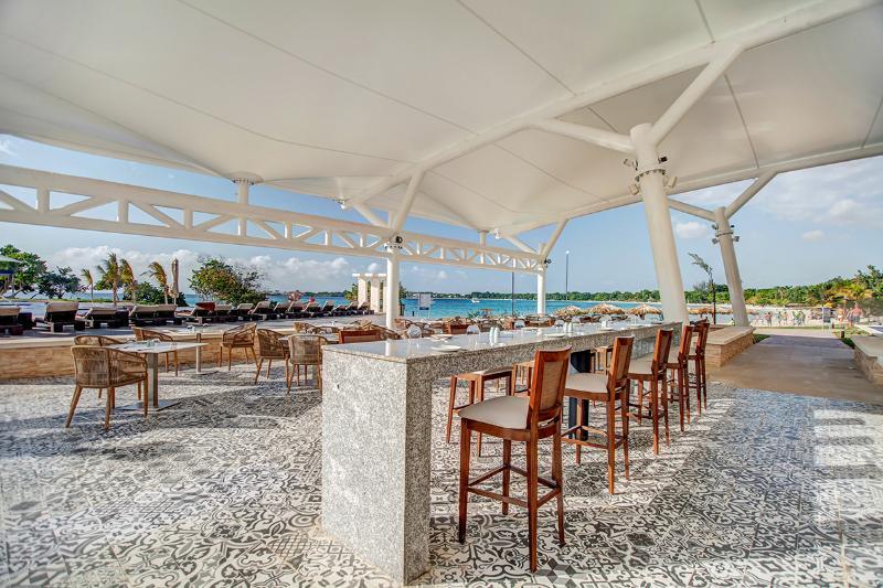 Resort Royalton Negril, An Autograph Collection 5*