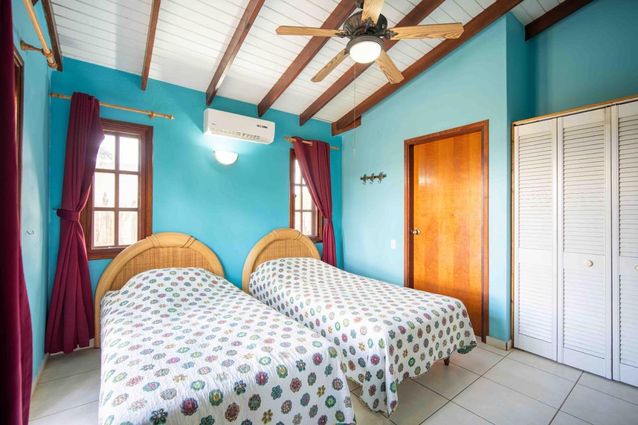 Captain Don's Habitat Hotel