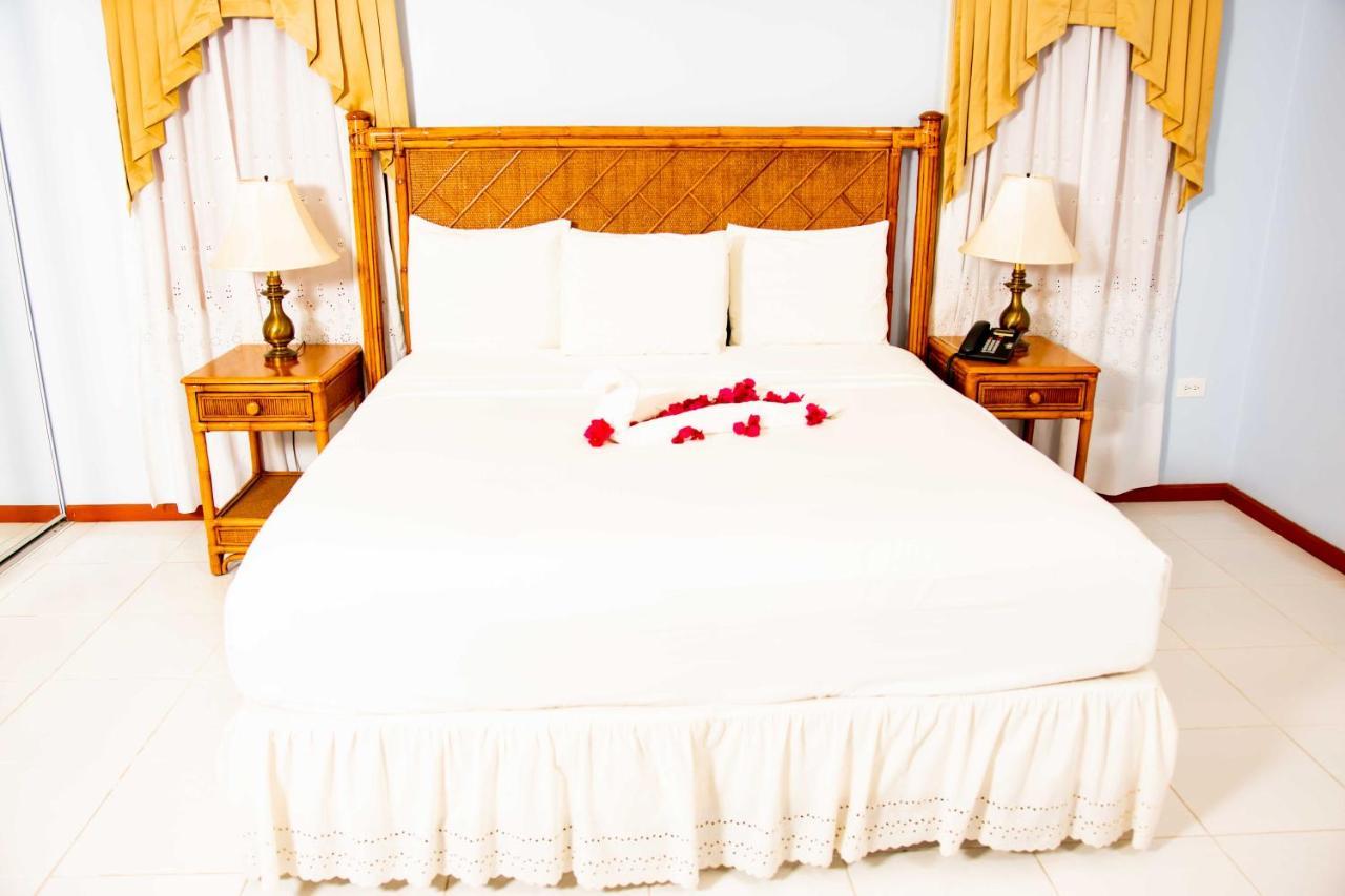 The At Sunset Lane (adults Only) 3*