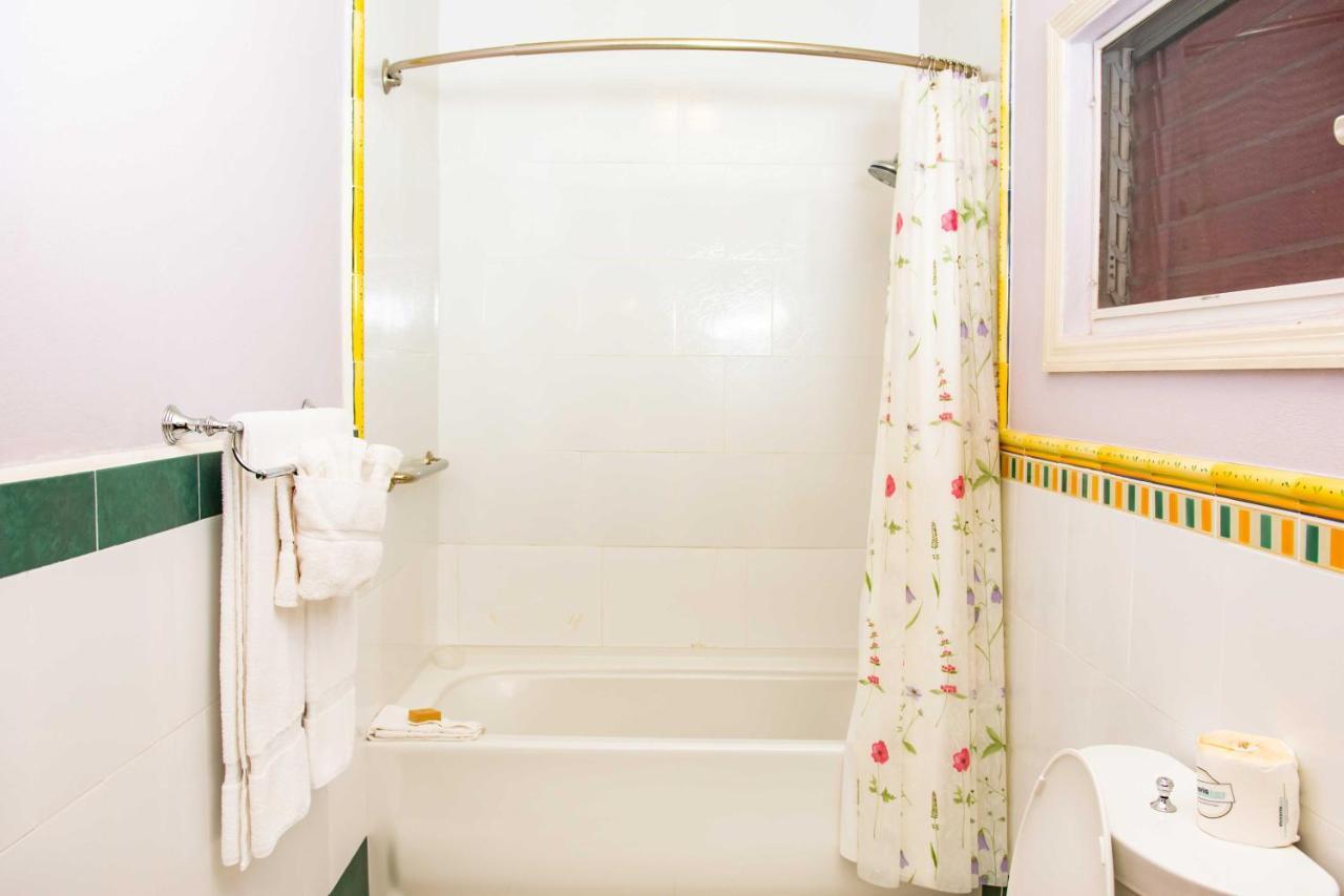 Hotel The At Sunset Lane (adults Only) 3*