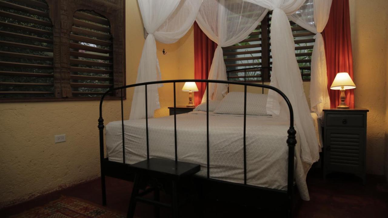 Katamah Beachfront Guesthouse Hotel Treasure Beach