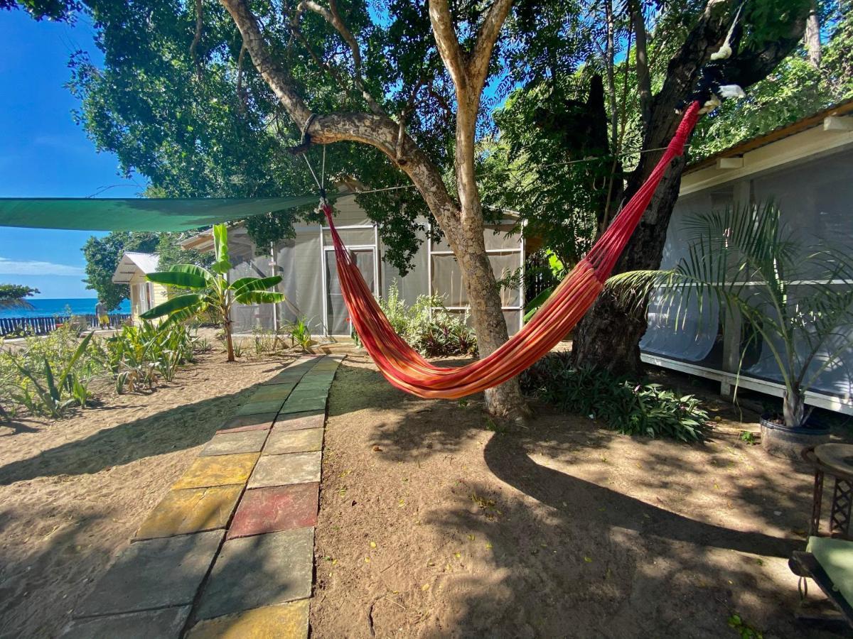 Katamah Beachfront Guesthouse Hotel 4*