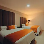 Hotel La Colonia