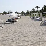 Monthly Special -Top Rated Resort, Grace Bay Beach, Luxury 2 Bedroom Suite -King Bed, Free Parking, Free Fast Wi-Fi- Winner Of Excellence!!!