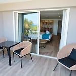 Orient Beach Hotel