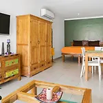 Aruba\'S Bakval Suites