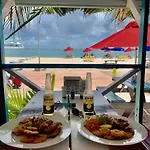 Calinago Friendly Family Sxm