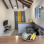 Cottage Mely\'S