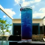 R Hotel Kingston