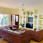 Bella Vista