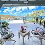 Frangipani Room In Shared Villa Diamant, Swimming Pool, Sea View