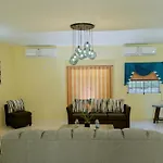 Champagne Villa