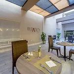 Novus Plaza Hodelpa