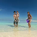 Grand Palladium Lady Hamilton Resort & Spa
