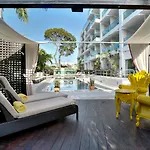 South Beach Hotel