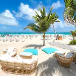 Front Line Unit 520 Ft2 - 48 M2, On Second Floor, Stunning Ocean View