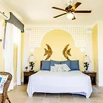 The Victorian Luxury Condo Q-3A
