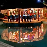 Las Puertas Del Paraiso
