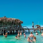 The Indianna ~ Luxury Pool & Spa
