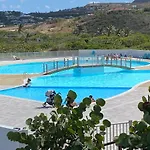 Studio Orient Bay