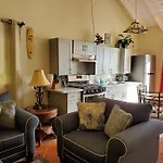 The Cottage At Villa Indigo