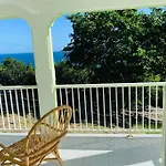 Villa Salako, Terre-De-Bas - Bas De Villa
