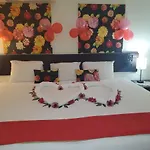 1 Bedroom Penthouse Suite 63 At Mystic Ridge Resort