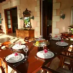 Stonehaven Villas