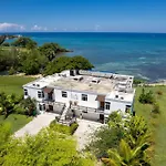 Ivy\'S Cove Beach Side Condo - Luxury Villa