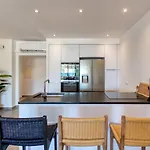 Luxueux Duplex En Bord De Plage Avec Piscine Et Parking A Saint-Martin - Fr-1-734-2