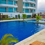 Apartamento Hermosa Vista Mar/ High Floor Sea View