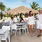 Lifestyle Suite Vip Gold All Inclusive Included