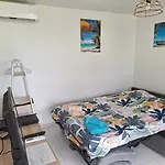 Studio Calme Avec Terrasse A Schoelcher - Quartier Terreville