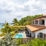 Atlantis Beach House