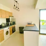 Villa Magic - Stunning Ocean View, Pool & Starlink Internet