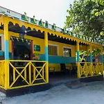Sea Miracle Villa/Beach Cottage