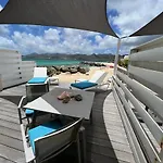 Elba Nettle Bay Beach Club