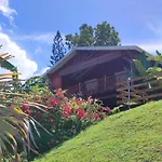Gite 4 Etoiles, La Vieille Sucrerie St Claude Guadeloupe, Jacuzzi Spa Privatif, Vue Exceptionnelle Sur La Mer Des Caraibes