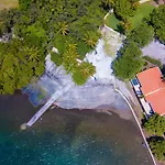 Secret Harbour Boutique Hotel And Marina
