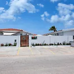Little Paradise Aruba