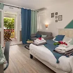 Residence Anse Des Rochers
