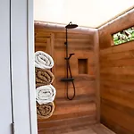 Kirsty\'S Place