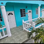 Isla Vista Apartment Canouan #2