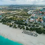 Zen Gardens Apartment, 350 Yards From Eagle Beach!