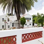 Charming Valley View Studio